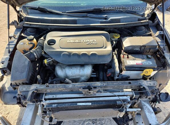 1C3CCCAB5GN174170 2016 CHRYSLER 200 Черный Вид задней части салона