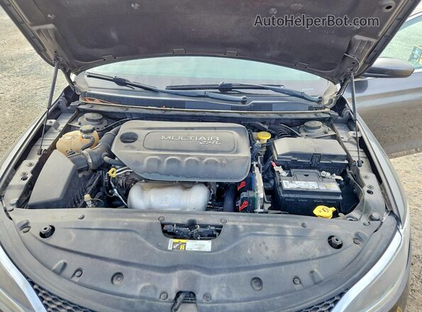 1C3CCCAB5HN511955 2017 CHRYSLER 200 Charcoal Widok wnętrza z tyłu
