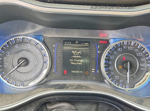 1C3CCCAB6GN113653 2016 CHRYSLER 200 Silver Սարքավորումների վահանակի տեսք