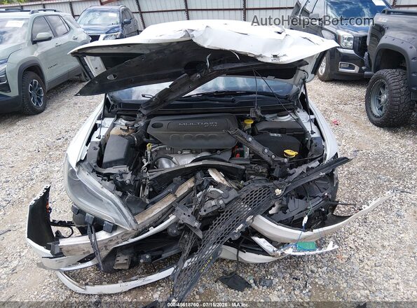 1C3CCCAB6GN137807 2016 CHRYSLER 200 Белый Вид щитка приборов