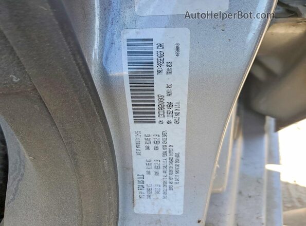 1C3CCCAB6GN145437 2016 CHRYSLER 200 Silver Engine compartment view