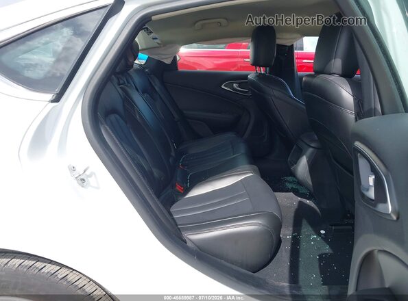 1C3CCCAB7GN192296 2016 CHRYSLER 200 White Widok naklejki z numerem VIN