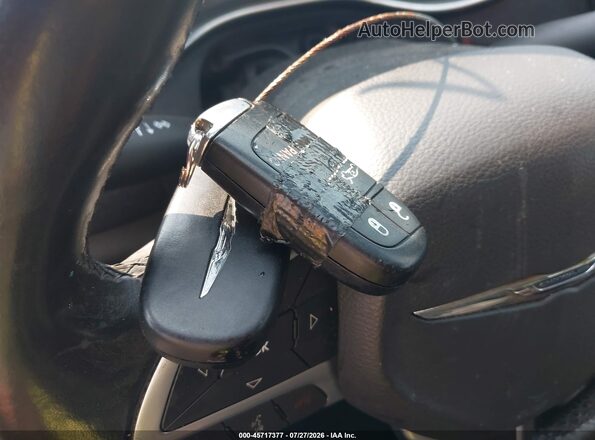 1C3CCCAB8GN169660 2016 CHRYSLER 200 Gray Dashboard view