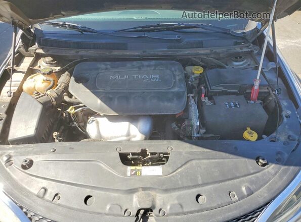 1C3CCCAB8HN510119 2017 CHRYSLER 200 Silver უკანა სალონის ხედი
