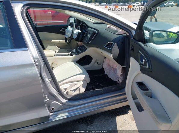 1C3CCCAB9GN113517 2016 CHRYSLER 200 Серебряный Вид салона спереди