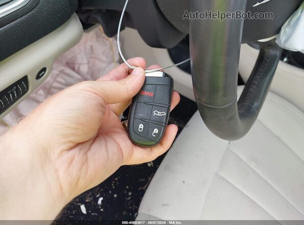 1C3CCCAB9GN113517 2016 CHRYSLER 200 Серебряный Вид панели приборов