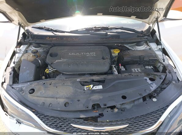 1C3CCCAB9GN133718 2016 CHRYSLER 200 White Вид ззаду