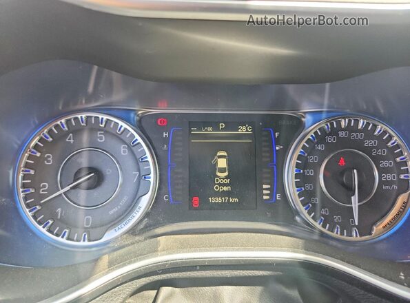 1C3CCCAB9GN158683 2016 CHRYSLER 200 Gray Вид щитка приладів