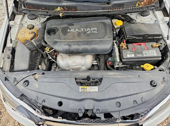 1C3CCCABXGN178506 2016 CHRYSLER 200 White Rear interior view