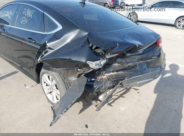 1C3CCCAG0HN510143 2017 CHRYSLER 200 Black Widok z przodu