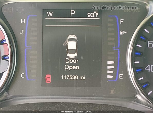 1C3CCCBB1GN118094 2016 CHRYSLER 200 Серебряный 