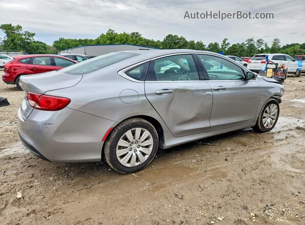 1C3CCCFB6HN512511 2017 CHRYSLER 200 Silver Rear right