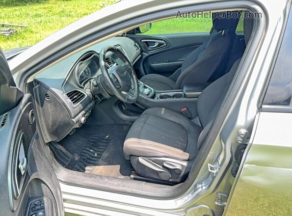 1C3CCCFB8HN504085 2017 CHRYSLER 200 Silver წინა ხედი