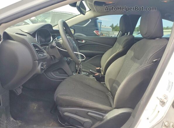 1C3CDFBB3GD635434 2016 DODGE DART White Front interior view