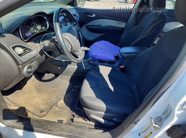 1C3CDFBB4GD515996 2016 DODGE DART Белый Вид салона спереди