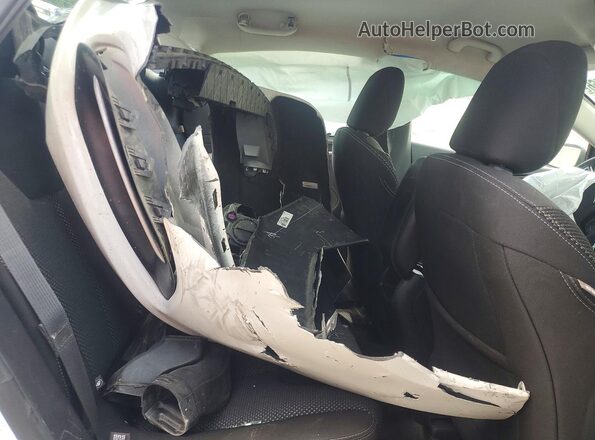 1C3CDFBB8GD667487 2016 DODGE DART White Rear seats view