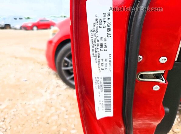 1C3CDFBB9GD529943 2016 DODGE DART Red Widok komory silnika