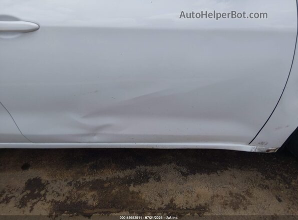 1C3CDFBB9GD563929 2016 DODGE DART White 