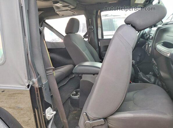 1C4AJWAG3GL204316 2016 JEEP WRANGLER Black Widok tylnych siedzeń