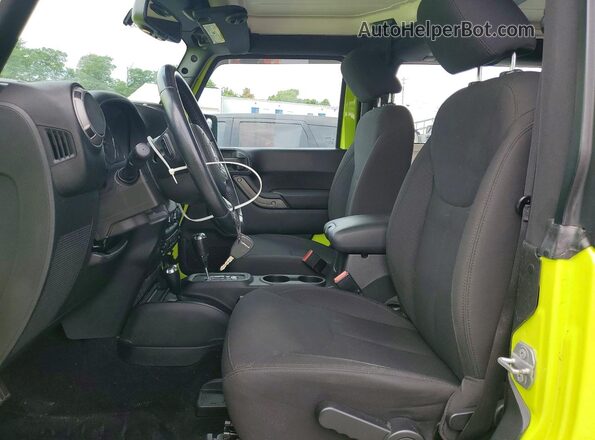 1C4AJWAG4GL339269 2016 JEEP WRANGLER Green Widok wnętrza z przodu