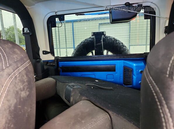 1C4BJWCG0GL104451 2016 JEEP WRANGLER Blue უკანა სავარძლების ხედი
