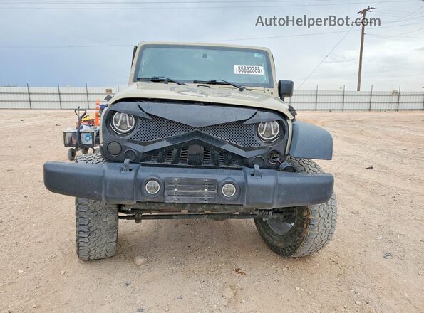 1C4BJWDG0JL894758 2018 JEEP WRANGLER Бежевый Вид спереди