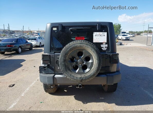 1C4BJWDG1HL575136 2017 JEEP WRANGLER UNLIMITED Gray 