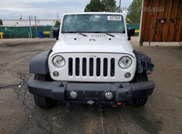 1C4BJWDG1HL663295 2017 JEEP WRANGLER White Widok z przodu