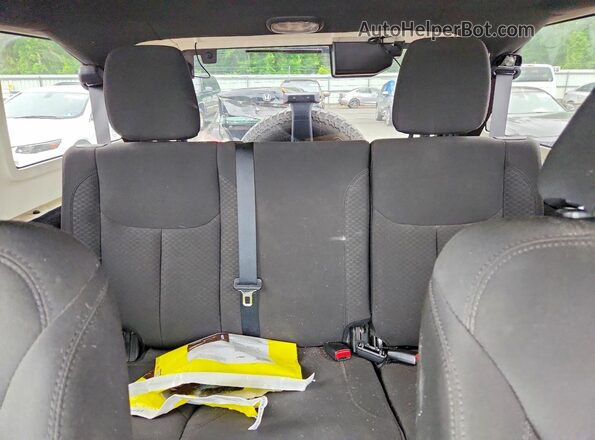1C4BJWDG1HL696927 2017 JEEP WRANGLER Black Widok tylnych siedzeń