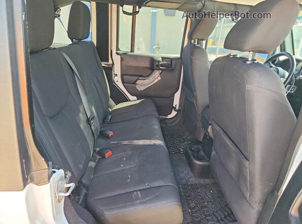 1C4BJWDG1JL886801 2018 JEEP WRANGLER White უკანა სალონის ხედი