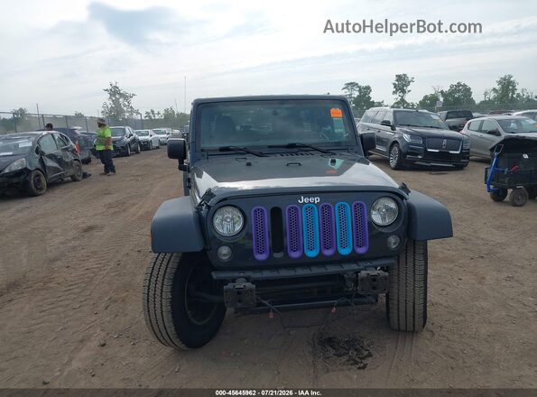 1C4BJWDG2HL524566 2017 JEEP WRANGLER UNLIMITED Blue Front view