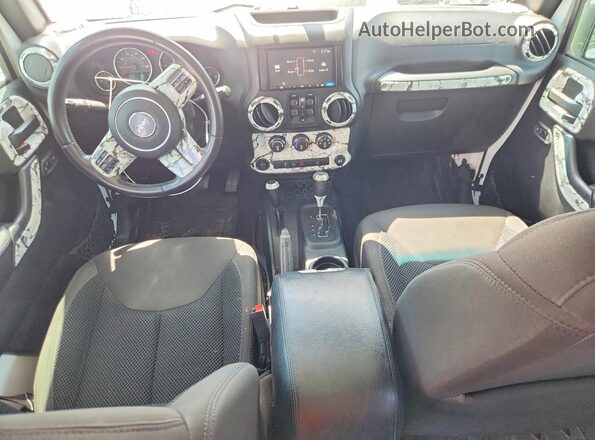1C4BJWDG2HL656291 2017 JEEP WRANGLER White Առջևի վահանակի տեսք