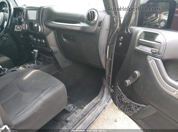 1C4BJWDG2JL855797 2018 JEEP WRANGLER Black Вид салону спереду