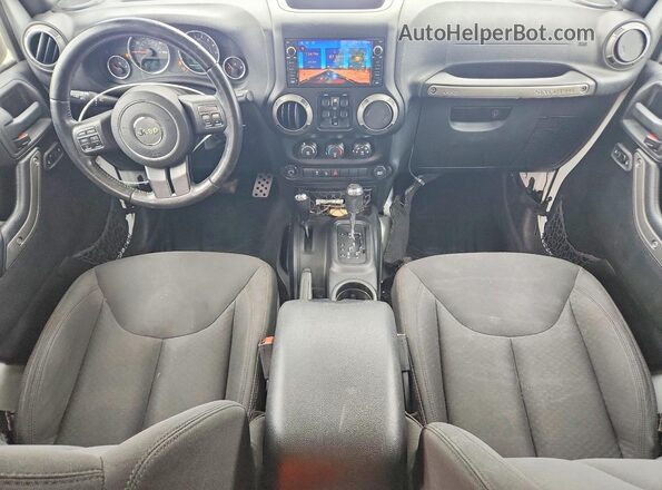 1C4BJWDG3GL104300 2016 JEEP WRANGLER White Dashboard view