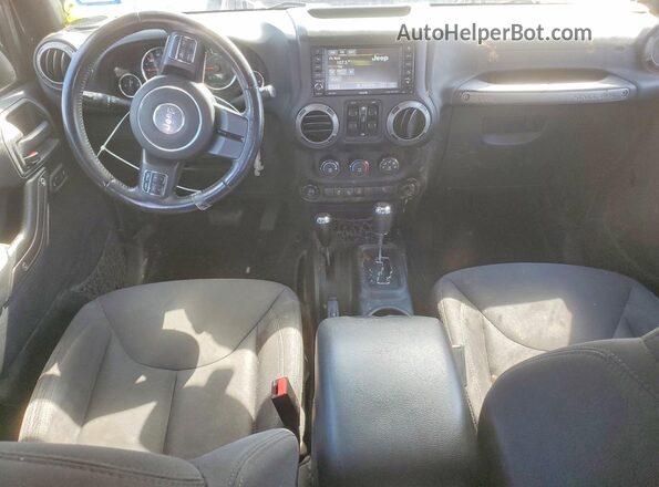 1C4BJWDG3GL141914 2016 JEEP WRANGLER Черный Вид панели приборов