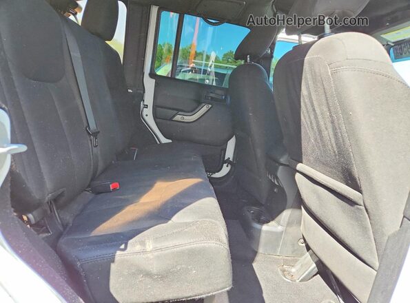 1C4BJWDG3GL200007 2016 JEEP WRANGLER White Vista interior trasera