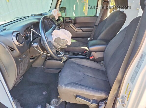 1C4BJWDG3GL200007 2016 JEEP WRANGLER White Vista interior delantera
