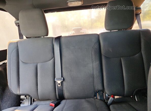 1C4BJWDG3GL200007 2016 JEEP WRANGLER White Vista de los asientos traseros