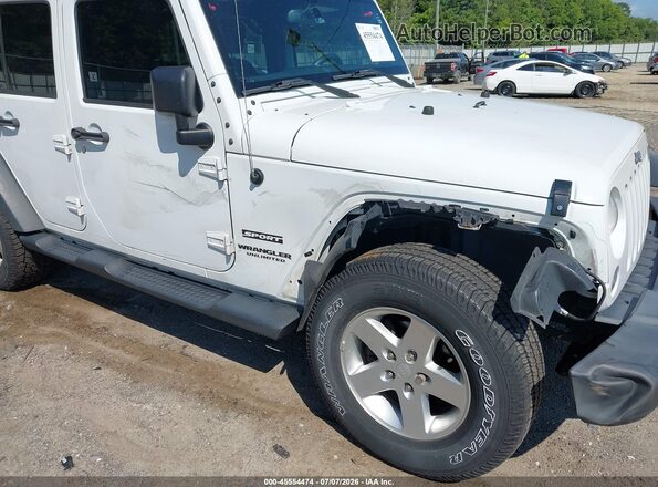 1C4BJWDG4GL139010 2016 JEEP WRANGLER UNLIMITED Белый Вид спереди