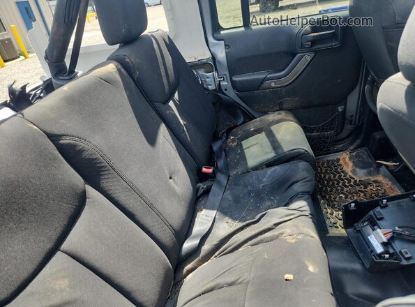 1C4BJWDG4GL327865 2016 JEEP WRANGLER Gray უკანა სავარძლების ხედი