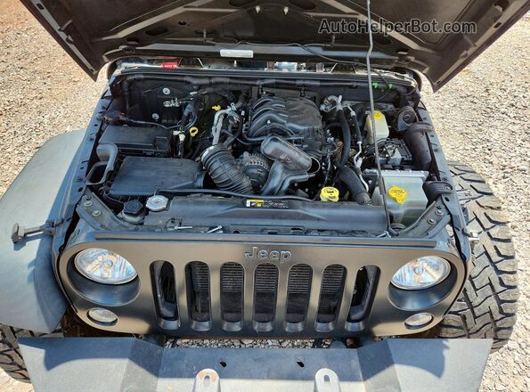 1C4BJWDG4HL580010 2017 JEEP WRANGLER Black Widok komory silnika