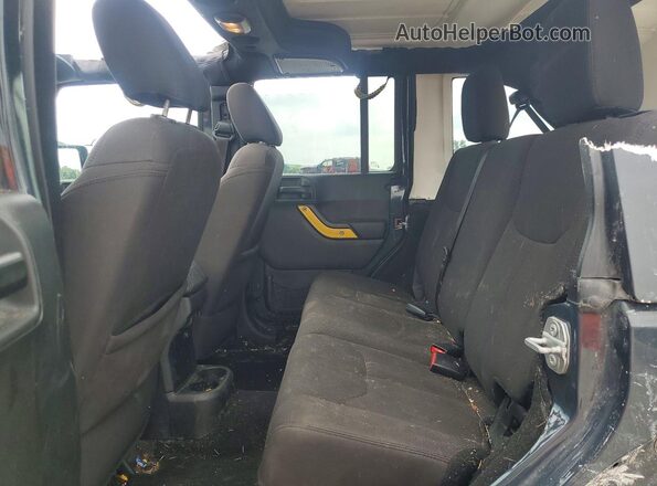 1C4BJWDG4HL646023 2017 JEEP WRANGLER Угольный Вид задней части салона