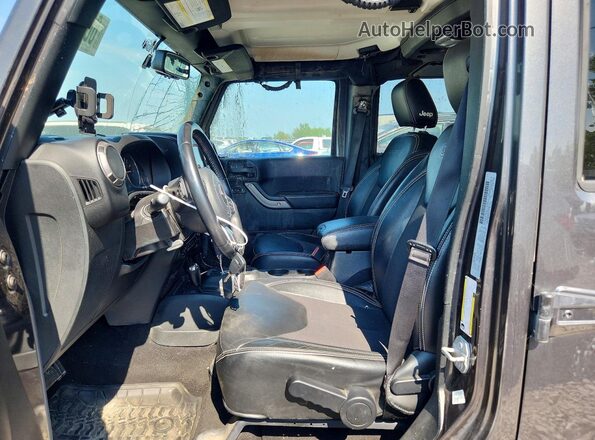 1C4BJWDG4JL842887 2018 JEEP WRANGLER Charcoal Սալոնի դիմացի տեսք