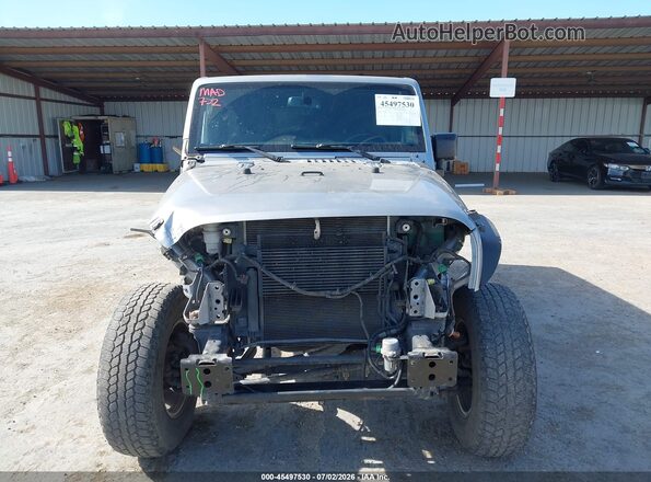 1C4BJWDG5GL179547 2016 JEEP WRANGLER UNLIMITED Silver Vista del cuadro de instrumentos