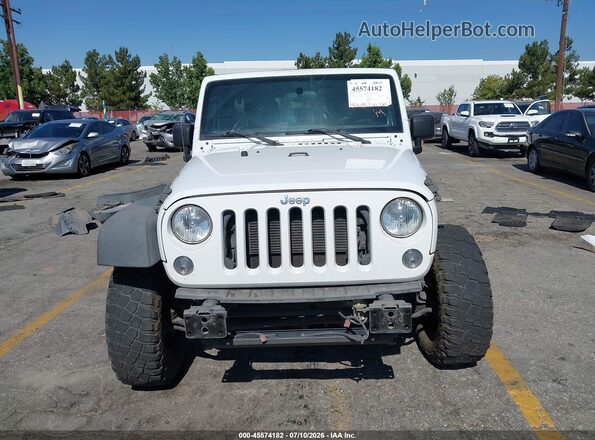 1C4BJWDG5GL240119 2016 JEEP WRANGLER UNLIMITED White Вид задньої частини салону