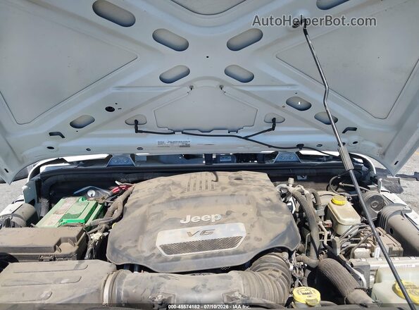 1C4BJWDG5GL240119 2016 JEEP WRANGLER UNLIMITED White Вид ззаду