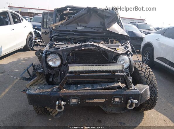 1C4BJWDG6GL257754 2016 JEEP WRANGLER UNLIMITED Black Widok z przodu
