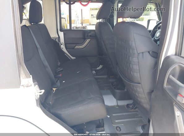 1C4BJWDG6GL283920 2016 JEEP WRANGLER UNLIMITED Silver VIN կոդի պիտակի տեսք