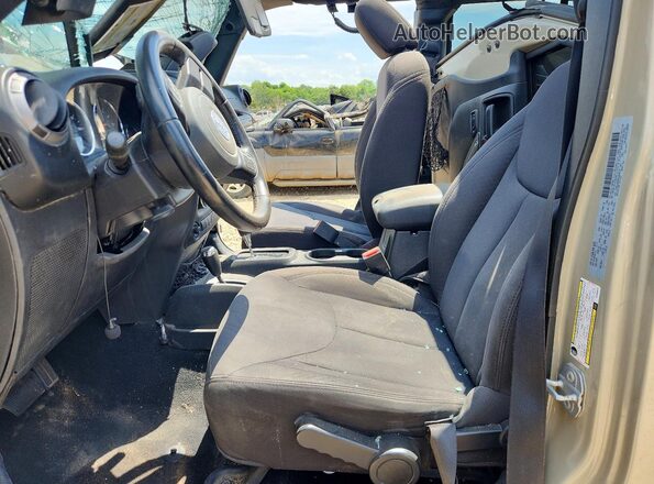 1C4BJWDG6HL664572 2017 JEEP WRANGLER Burgundy წინა სალონის ხედი