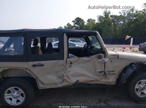 1C4BJWDG6JL807378 2018 JEEP WRANGLER Кремовый Вид спереди
